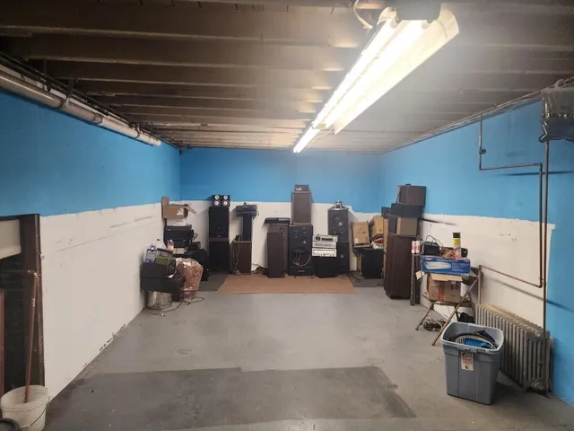 $172,000 | 342 1st Avenue, Berlin, NH 03570