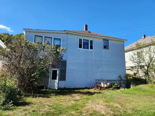 $172,000 | 342 1st Avenue, Berlin, NH 03570