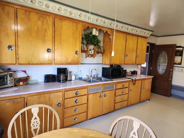 $172,000 | 342 1st Avenue, Berlin, NH 03570