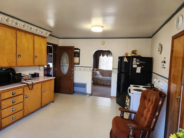 $172,000 | 342 1st Avenue, Berlin, NH 03570