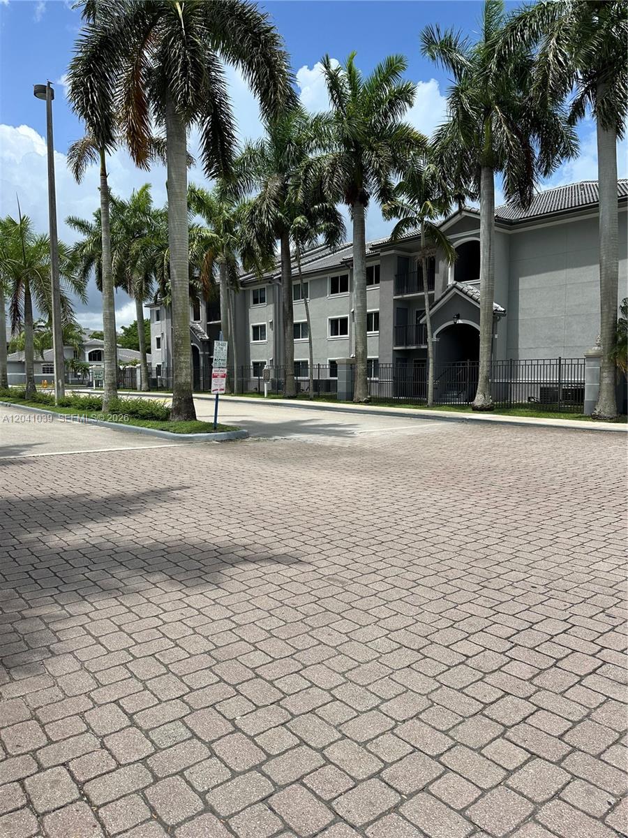 15480 Southwest 284th Street, Unit 2302 Homestead, FL 33033 - Photo 3 of 17