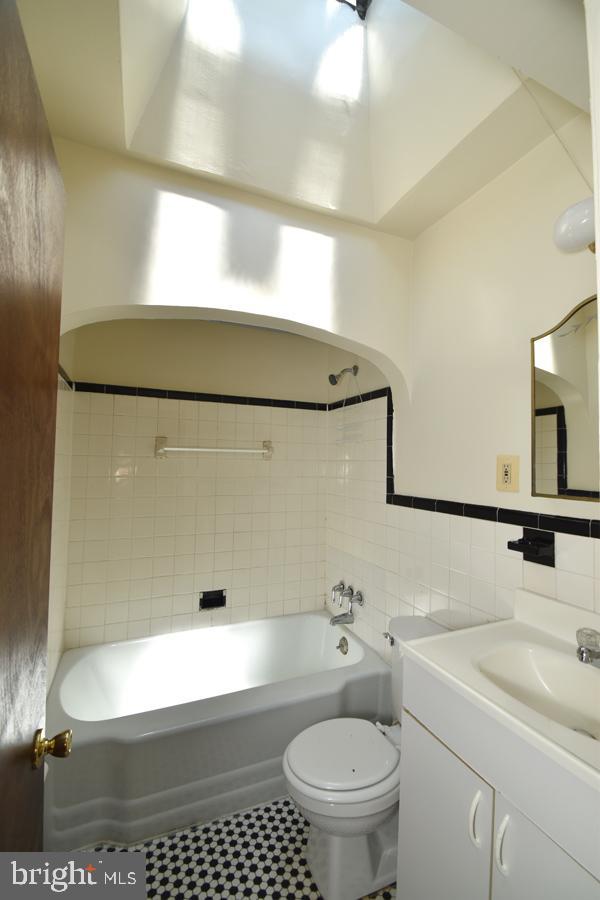 1051 Desoto Road Baltimore, MD 21223 - Photo 6 of 10