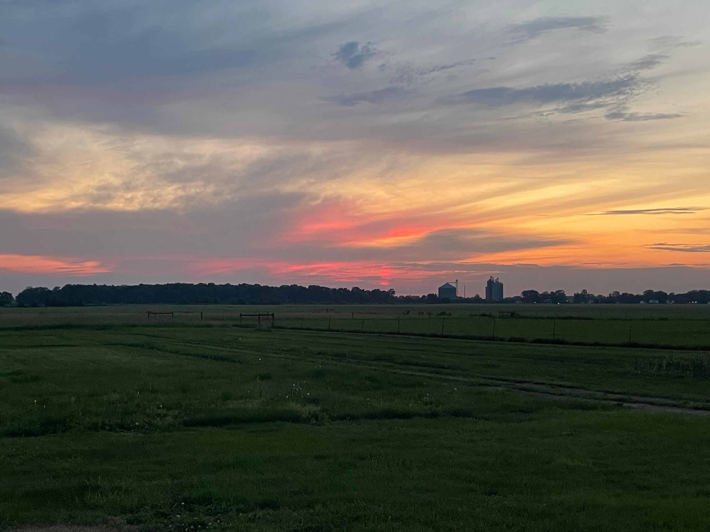 4167 North Section Line Road Radnor, OH 43066 - Photo 59 of 81 Sunset Skyline