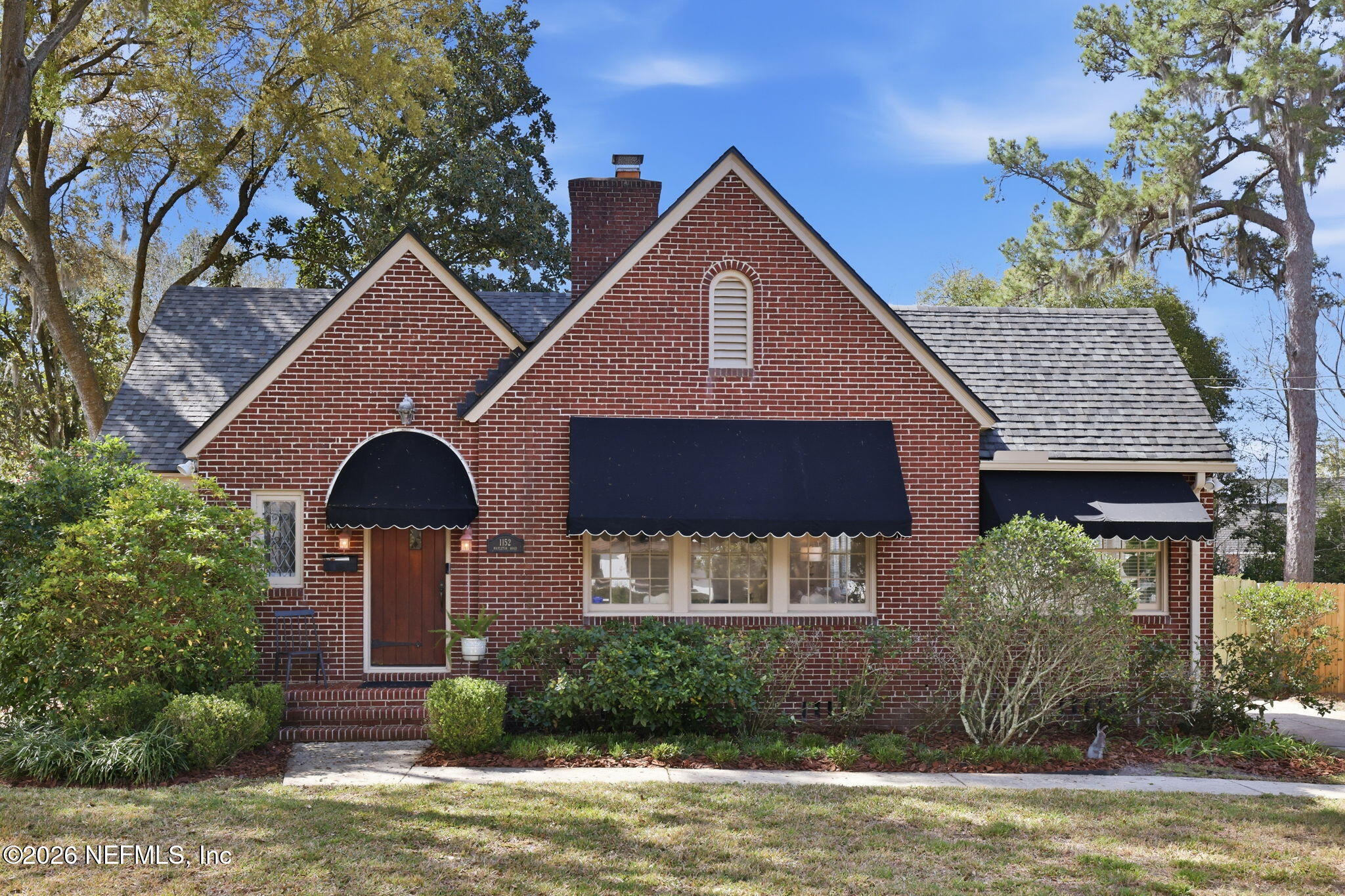 1152 Mapleton Road Jacksonville, FL 32207 - Photo 1 of 79 1-web-or-mls-036A1797