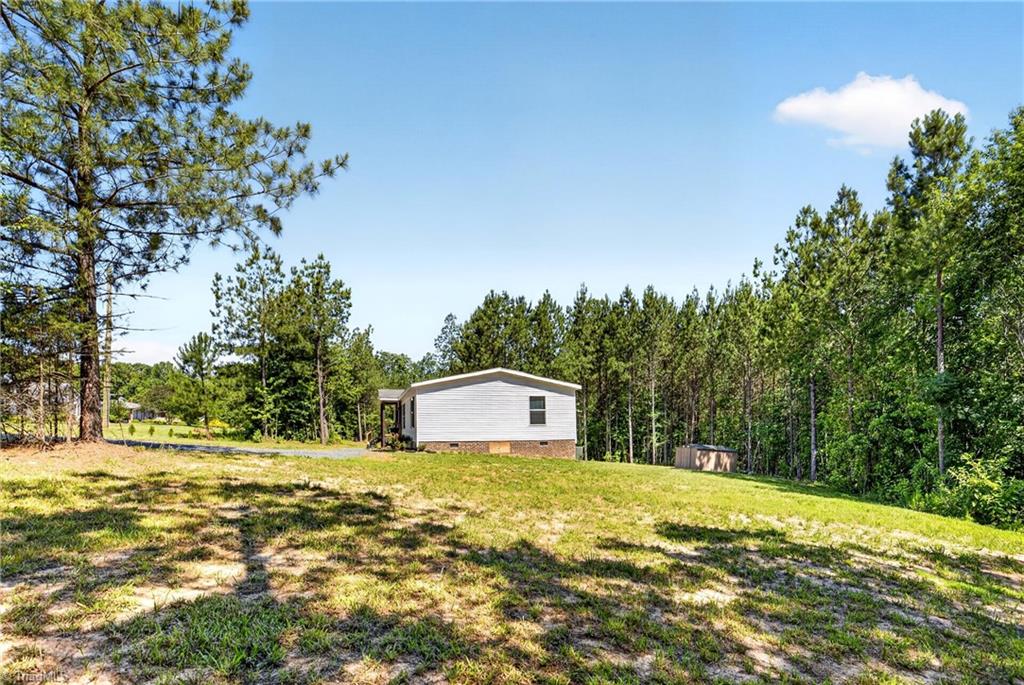 245 Hw Phillips Road Lexington, NC 27295 - Photo 12 of 40