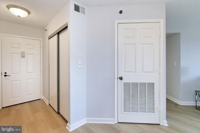 $520,000 | 2151 Jamieson Avenue, Unit 1502, Alexandria, VA 22314