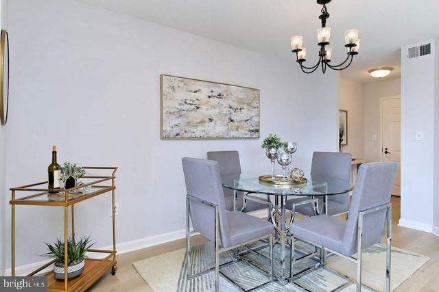 $520,000 | 2151 Jamieson Avenue, Unit 1502, Alexandria, VA 22314