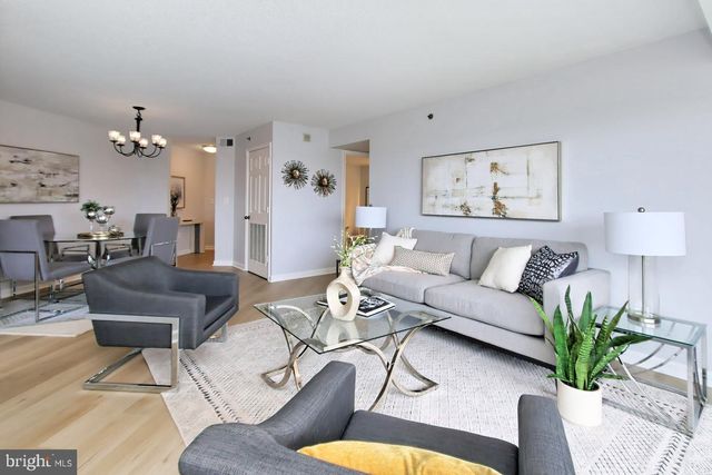 $520,000 | 2151 Jamieson Avenue, Unit 1502, Alexandria, VA 22314