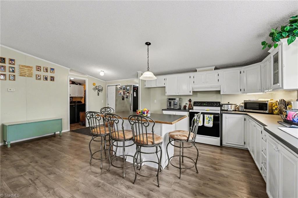 1369 Brims Grove Road Pinnacle, NC 27043 - Photo 12 of 37
