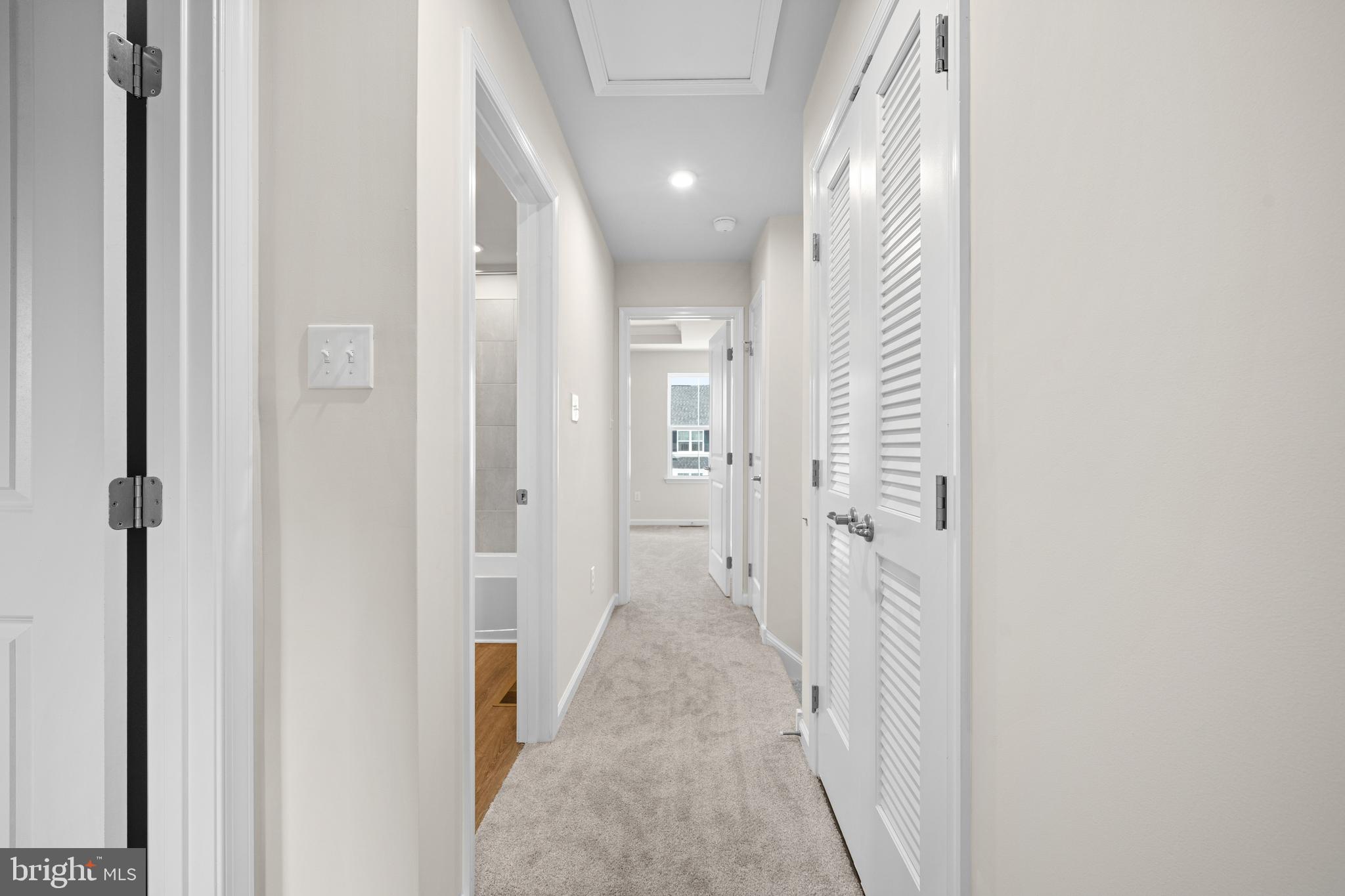 46 Sand Hills Drive Williamstown, NJ 08094 - Photo 17 of 31 Upstairs Hallway