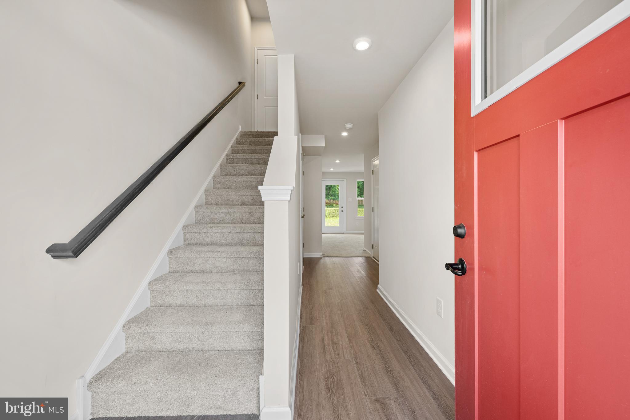 46 Sand Hills Drive Williamstown, NJ 08094 - Photo 2 of 31 Entrance Hallway