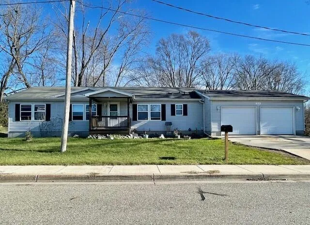 $235,900 | 310 Welton Street, Ionia, MI 48846