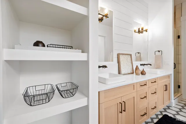 $1,999,999 | 789 West Water Vista Drive, Eagle, ID 83616