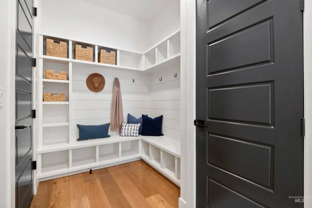 $1,999,999 | 789 West Water Vista Drive, Eagle, ID 83616