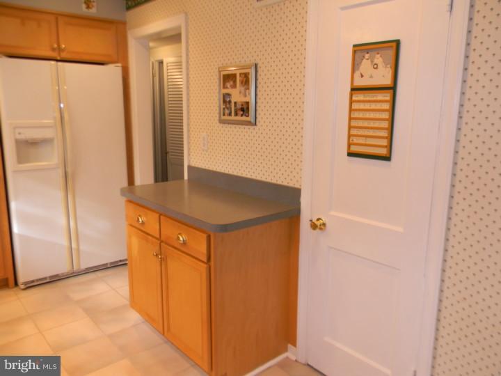 29 Green Ridge Road Yardley, PA 19067 - Photo 9 of 24 Kitchen