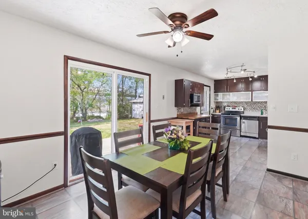 $670,000 | 6614 Stagecoach Street, Springfield, VA 22150