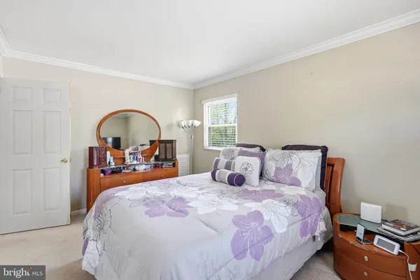 $670,000 | 6614 Stagecoach Street, Springfield, VA 22150