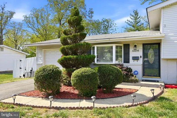 $670,000 | 6614 Stagecoach Street, Springfield, VA 22150