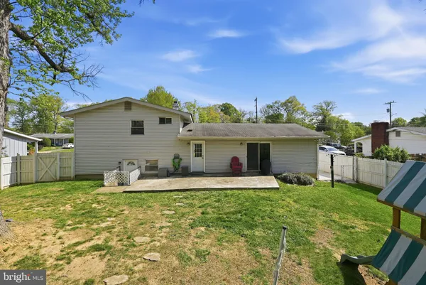 $670,000 | 6614 Stagecoach Street, Springfield, VA 22150