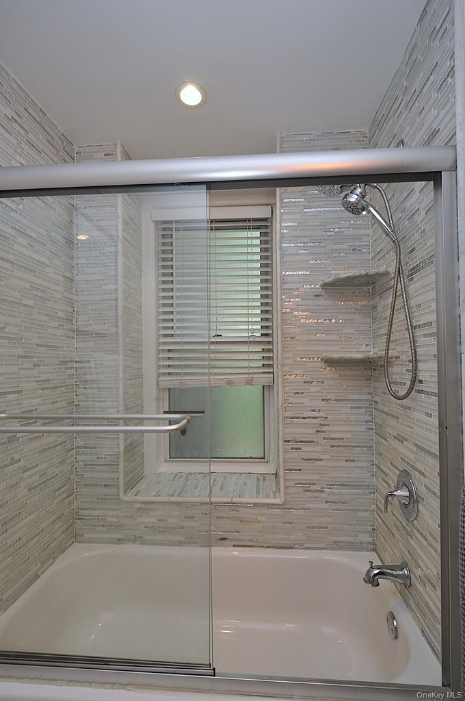 280 Bronxville Road, Unit 4O Bronxville, NY 10708 - Photo 32 of 45