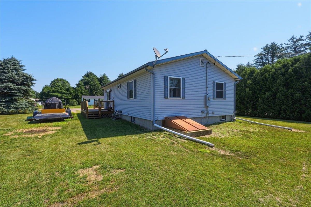 122 Meadow Road Milton, VT 05468 - Photo 23 of 29