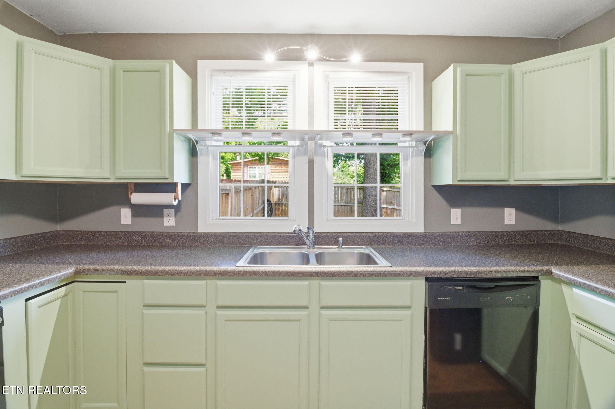 2540 Mentor Road Louisville, TN 37777 - Photo 14 of 30 Gallery Image 14