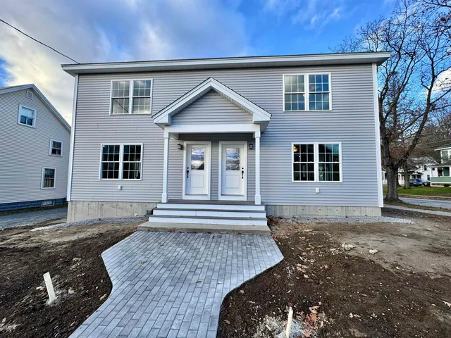 $2,750 | 193 South Lincoln Street, Unit A, Keene, NH 03431