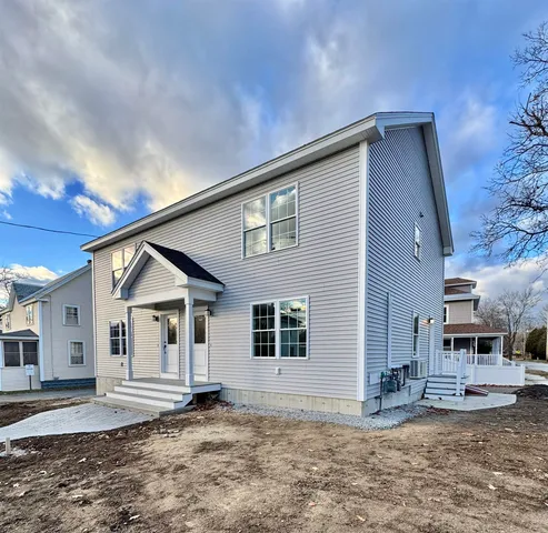 $2,750 | 193 South Lincoln Street, Unit A, Keene, NH 03431