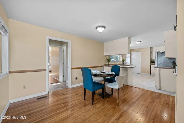 $290,000 | 105 East Sherwood Drive, Havelock, NC 28532