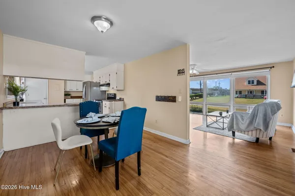 $290,000 | 105 East Sherwood Drive, Havelock, NC 28532