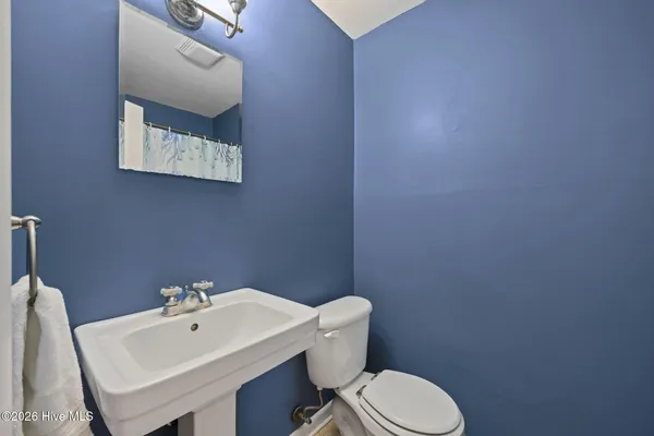 $290,000 | 105 East Sherwood Drive, Havelock, NC 28532