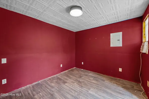 $290,000 | 105 East Sherwood Drive, Havelock, NC 28532