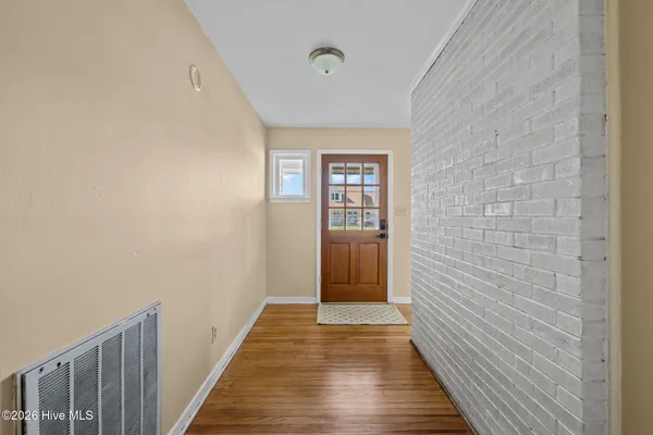 $290,000 | 105 East Sherwood Drive, Havelock, NC 28532