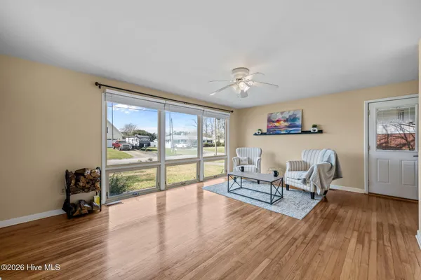 $290,000 | 105 East Sherwood Drive, Havelock, NC 28532