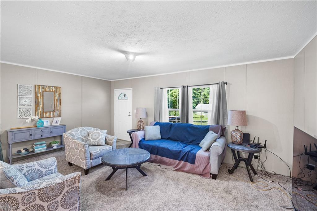 209 Longview Road Lexington, NC 27292 - Photo 6 of 16 Gallery Image 6