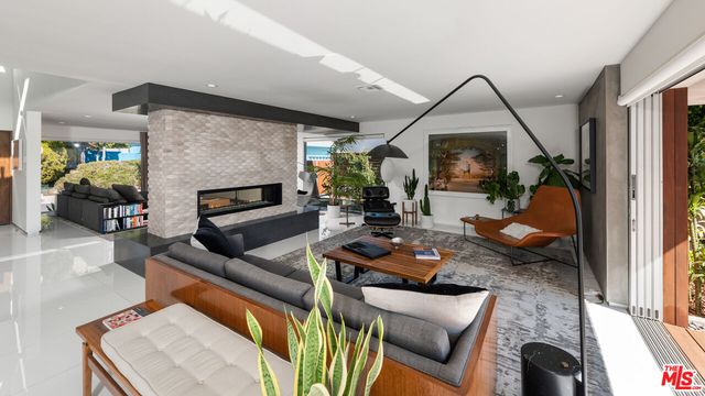 $13,750 | 7524 Devista Drive, Los Angeles, CA 90046