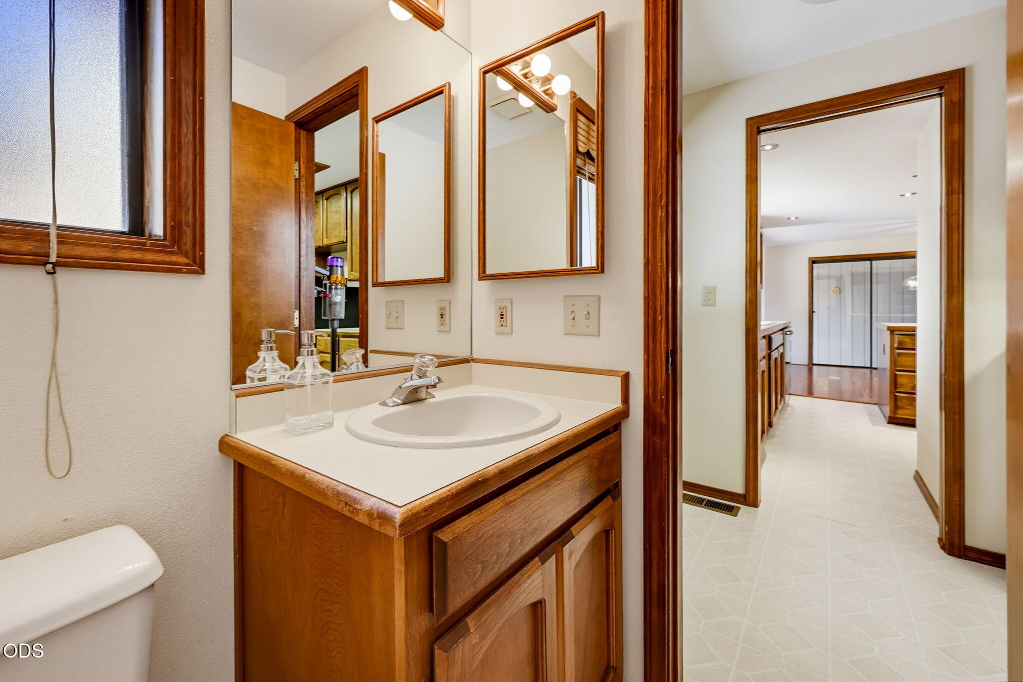 174 Hummingbird Lane Talent, OR 97540 - Photo 40 of 101