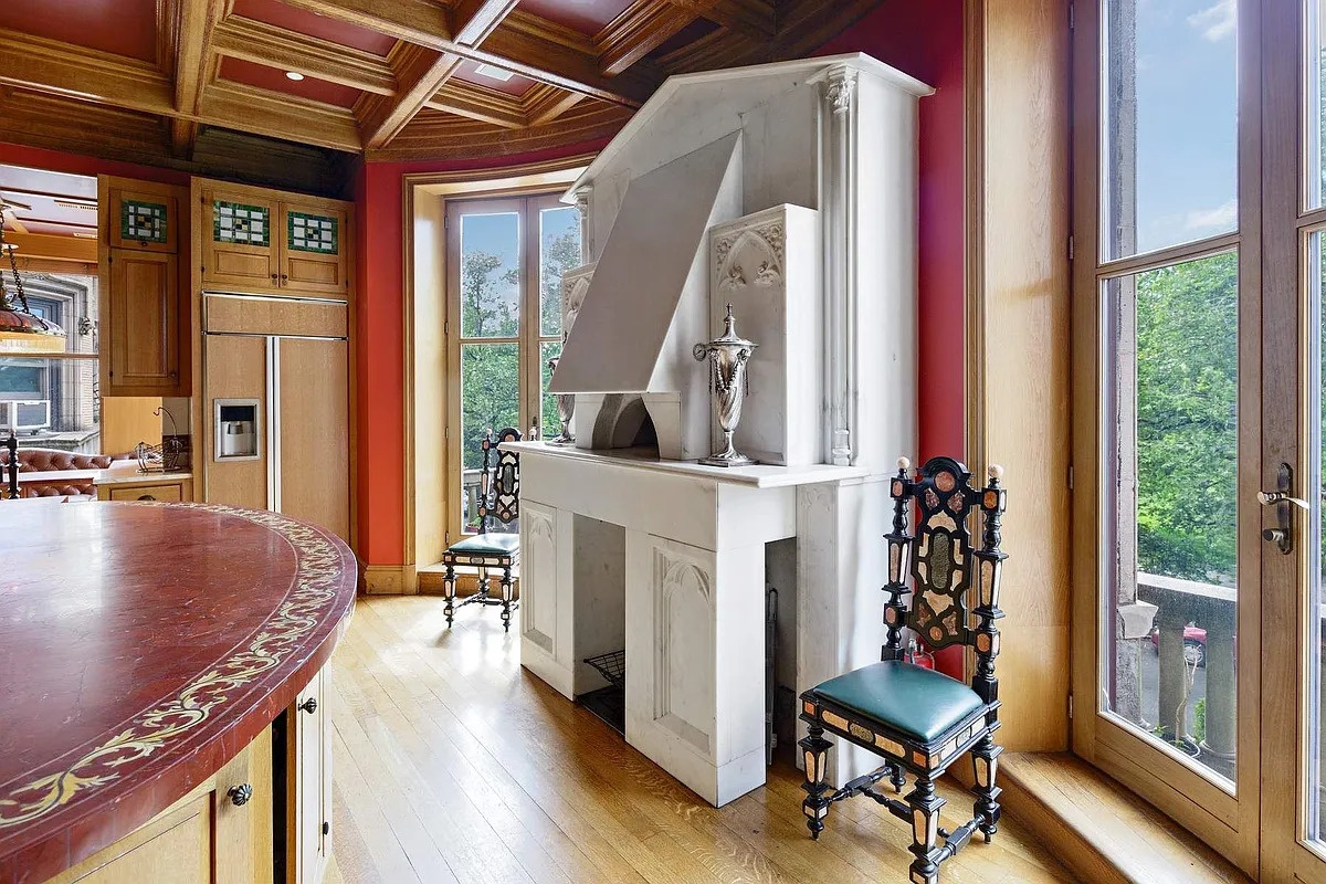 25 Riverside Drive Manhattan, NY 10023 - Photo 13 of 39