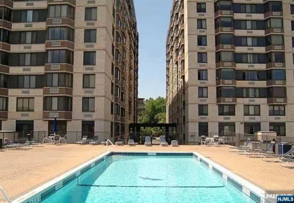 $349,000 | 326 Prospect Avenue, Unit 8E, Hackensack, NJ 07601