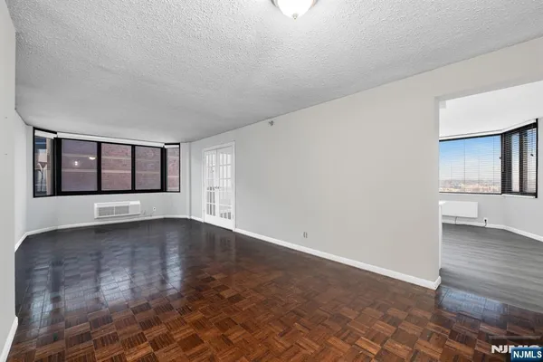 $349,000 | 326 Prospect Avenue, Unit 8E, Hackensack, NJ 07601