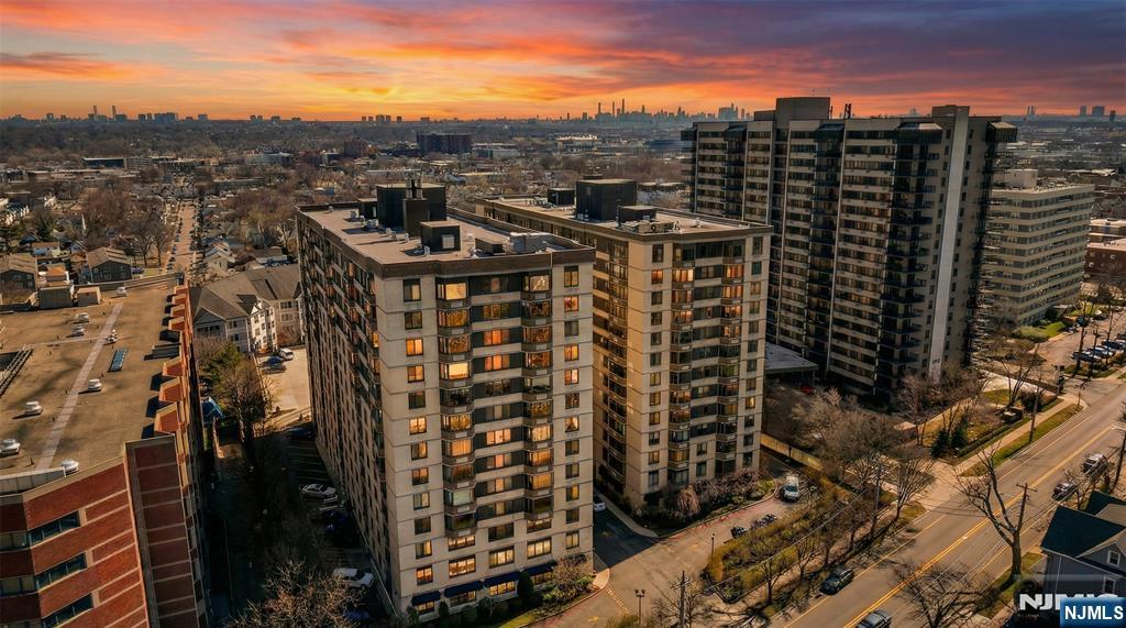 326 Prospect Avenue, Unit 8E Hackensack, NJ 07601 - Photo 4 of 20 a view of a city