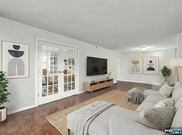 $349,000 | 326 Prospect Avenue, Unit 8E, Hackensack, NJ 07601