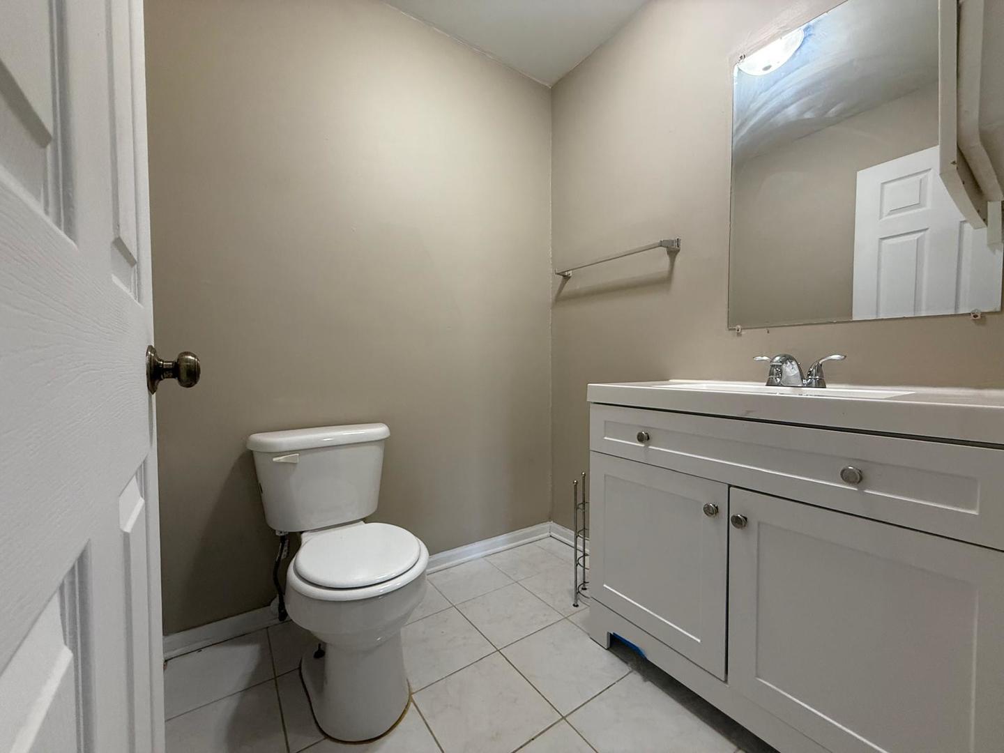 139 West Elk Trail, Unit 239 Carol Stream, IL 60188 - Photo 9 of 11