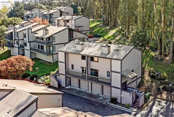 $650,000 | 407 Vista Heights Road, El Cerrito, CA 94530