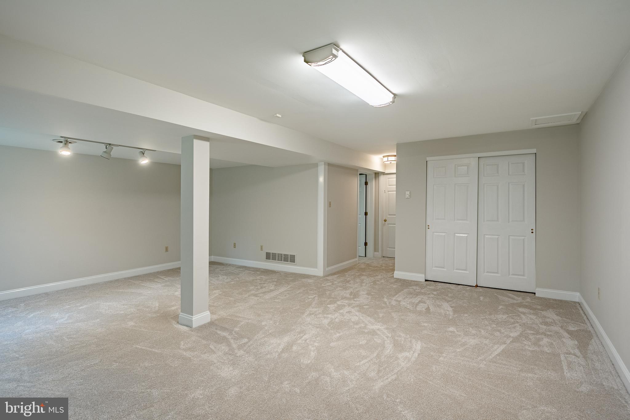 103 Inis Way, Unit 17 Malvern, PA 19355 - Photo 37 of 41 Gallery Image 37