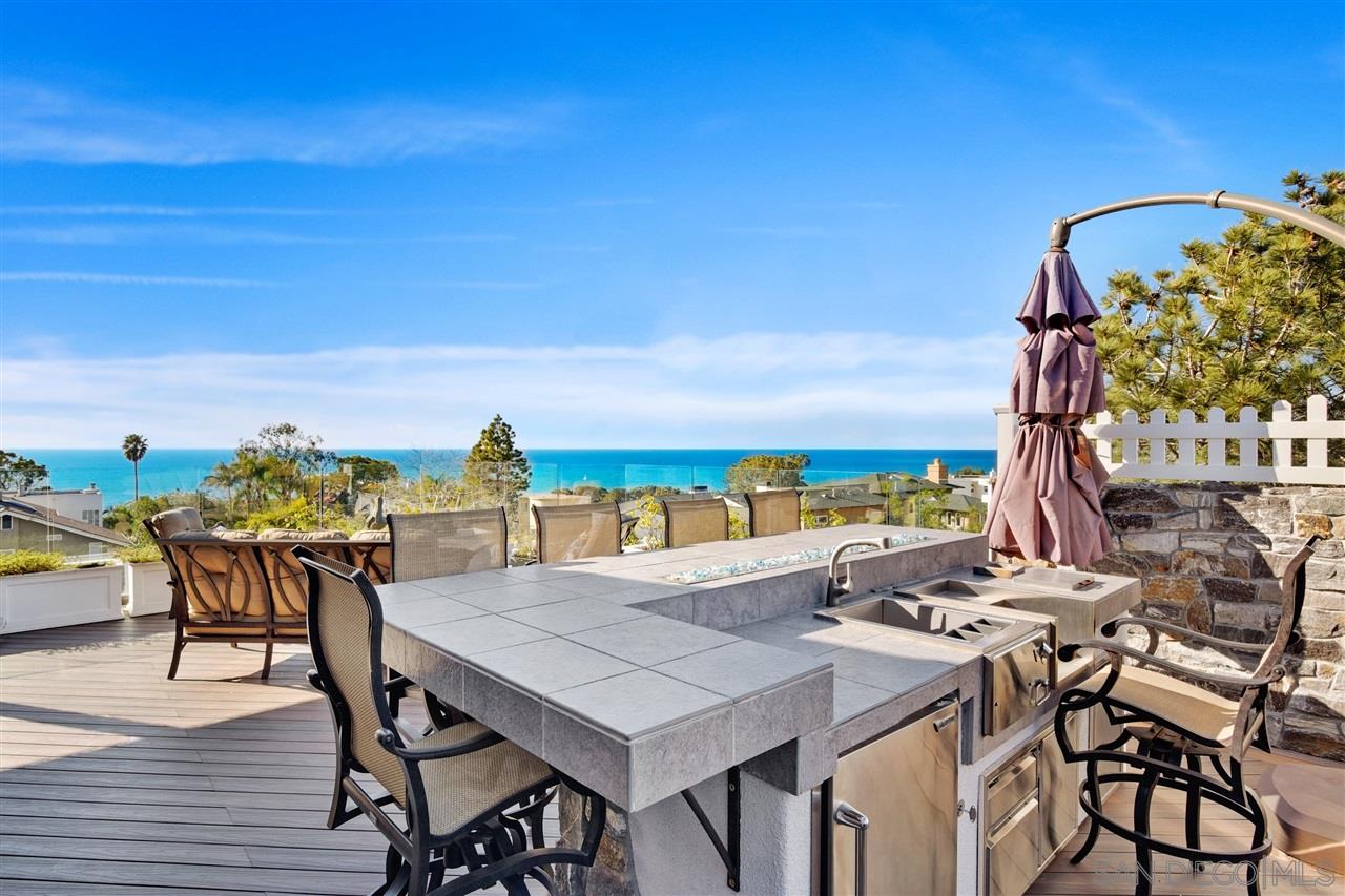 2260 Del Mar Heights Road Del Mar, CA 92014 - Photo 2 of 25 Gallery Image 2
