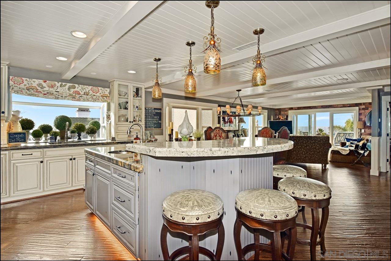 2260 Del Mar Heights Road Del Mar, CA 92014 - Photo 5 of 25 Gallery Image 5