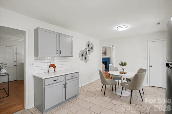 $399,900 | 8205 Meadowind Circle, Charlotte, NC 28226