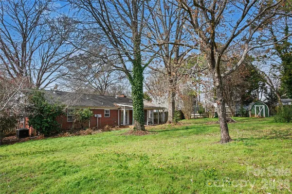 $399,900 | 8205 Meadowind Circle, Charlotte, NC 28226
