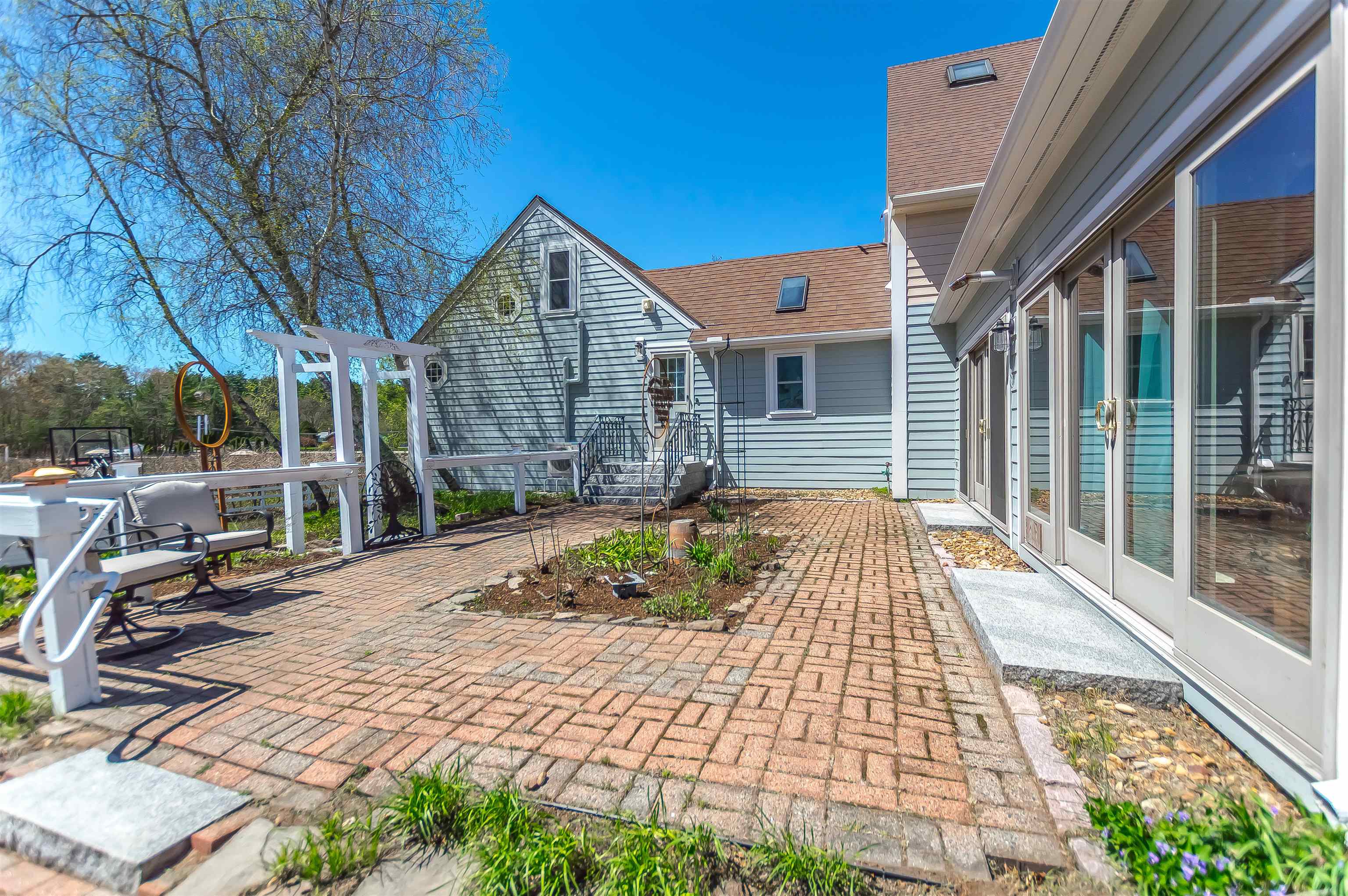199 Pine Hill Road Hollis, NH 03049 - Photo 11 of 59 Gallery Image 11